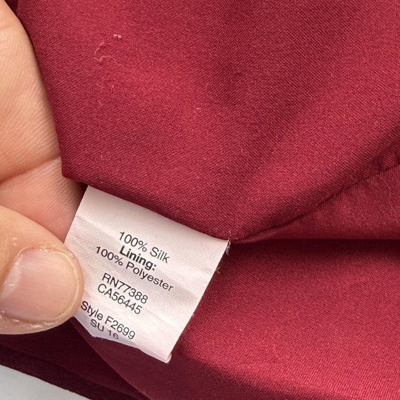 Madewell Skirt Womens Small Burgundy Silk Wrap‎ Front Tulip Hem Lined Holiday - Picture 12 of 15